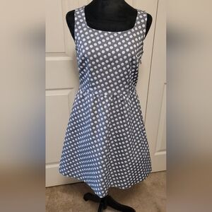 The Limited Dress Size 4